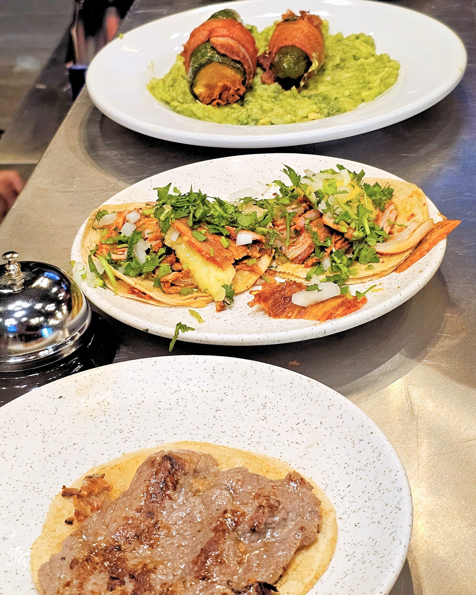 Chiles y tacos especiales